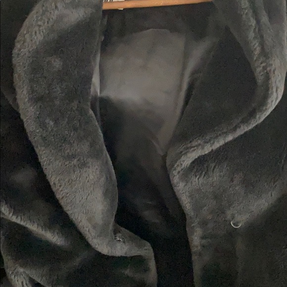 Long Fur Coat - Picture 10 of 11